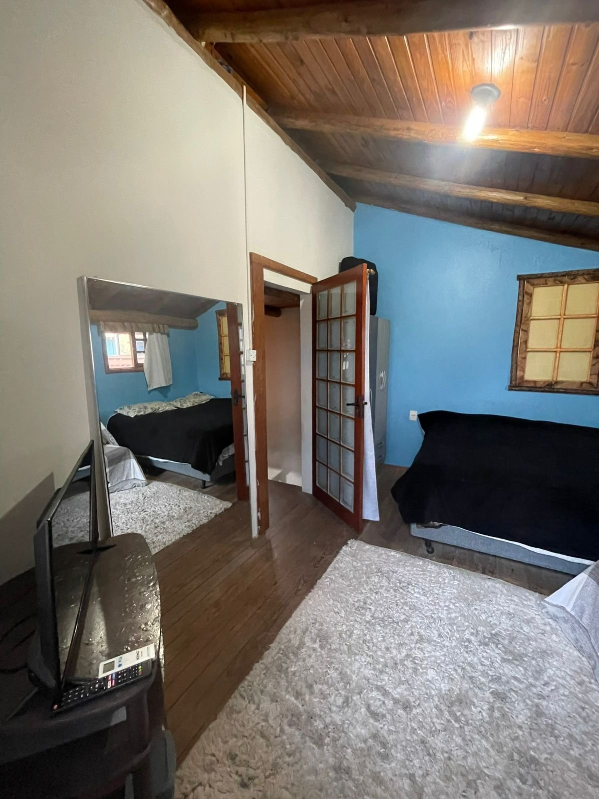 Quarto 6 — Grupo